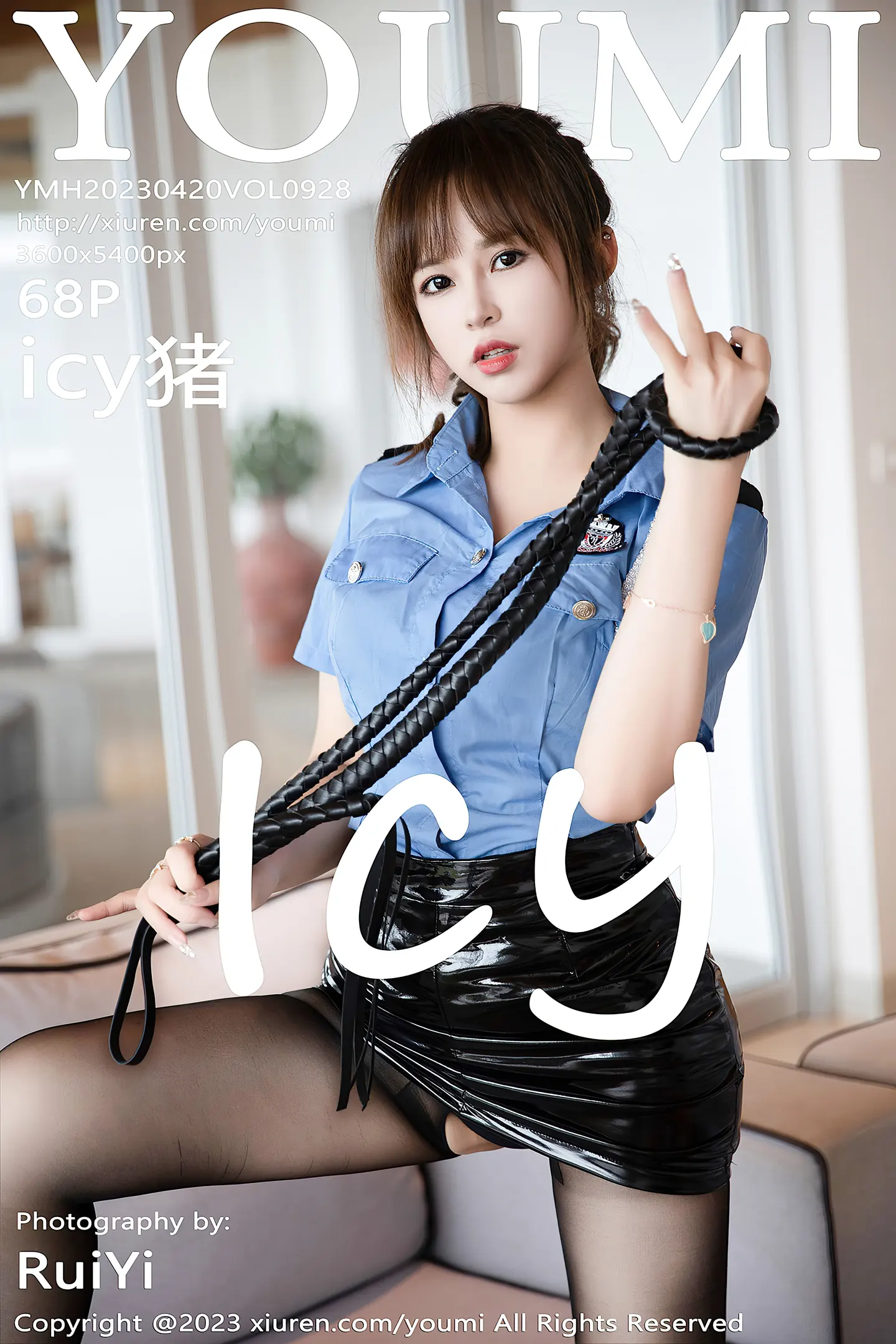 [YouMi尤蜜荟]Vol.928_模特icy猪半脱女警制服露性感黑色蕾丝内衣配开档黑丝诱惑写真68P-秀人网 - XiuRen.Pro